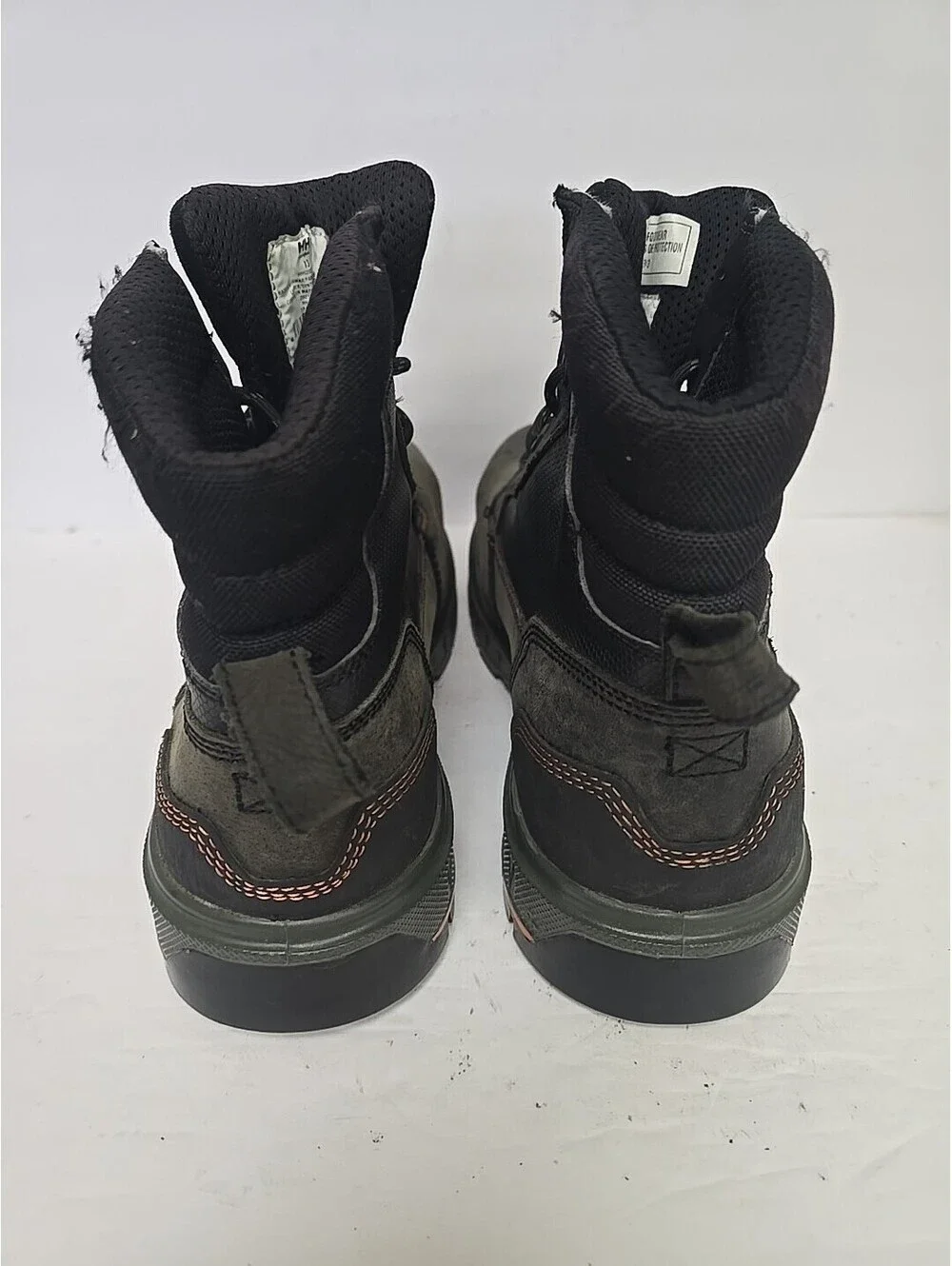 Helly Hansen used boots